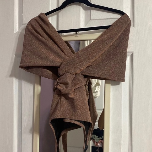 Fashion nova top - Picture 3 of 6